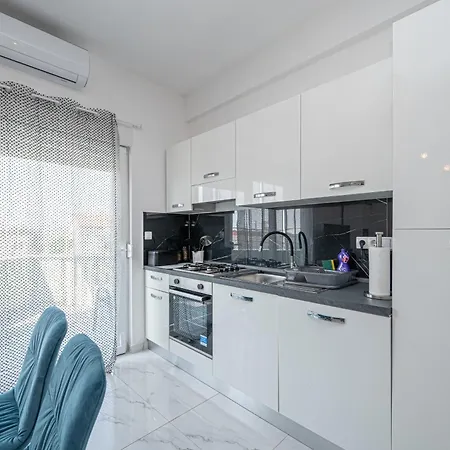 Апартаменты With Parking Space - 24646